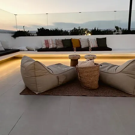 Lora Pearl Luxury Protaras