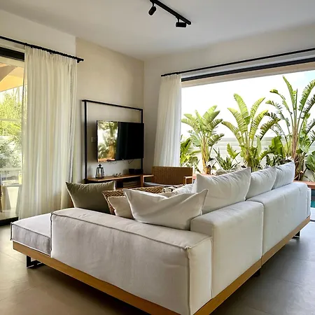 Lora Pearl Luxury * Protaras