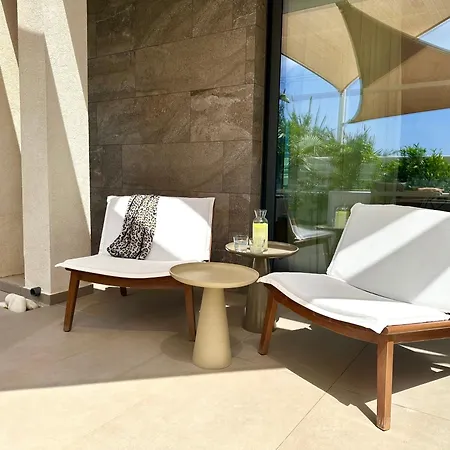 Lora Pearl Luxury Villa *