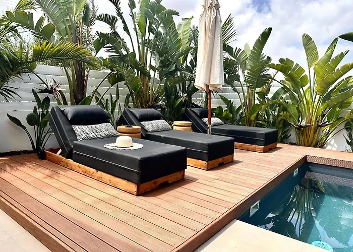 Lora Pearl Luxury Villa *