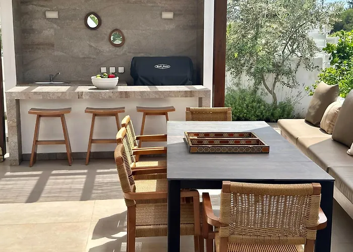 Lora Pearl Luxury Protaras