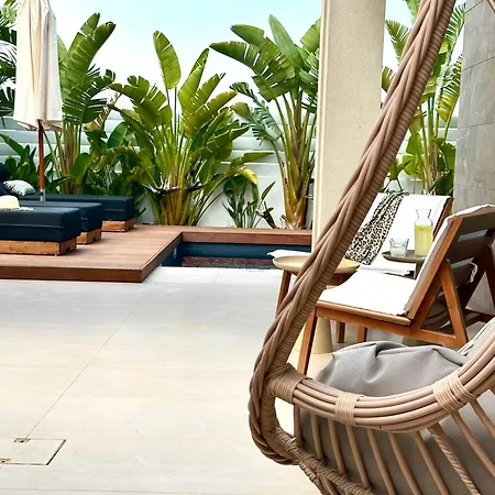 Lora Pearl Luxury * Πρωταράς