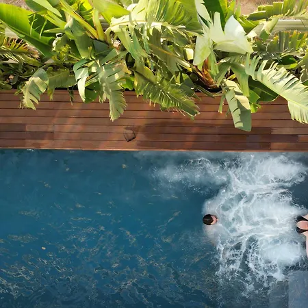 Lora Pearl Luxury Protaras