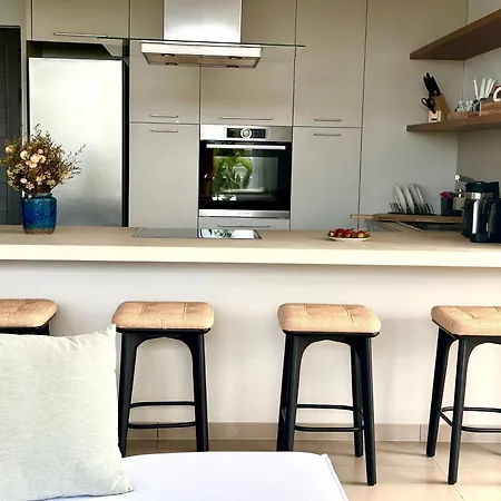 Lora Pearl Luxury Βίλα