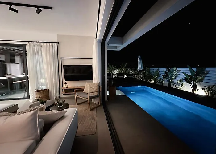 Villa Lora Pearl Luxury Protaras