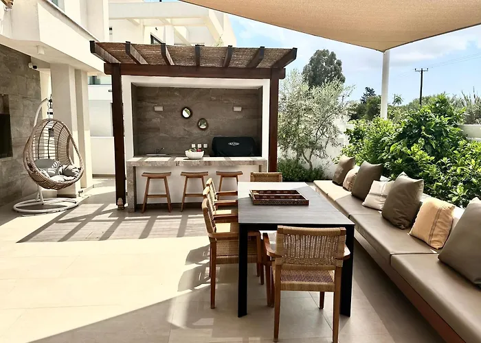 Lora Pearl Luxury Villa *