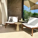 Lora Pearl Luxury Villa *