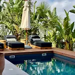 Villa Lora Pearl Luxury
